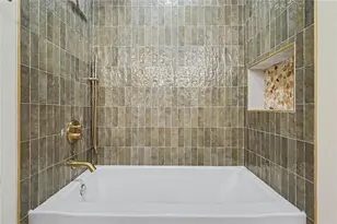 2700 Hawaii Ct, Decatur, GA 30033 - Photo 9
