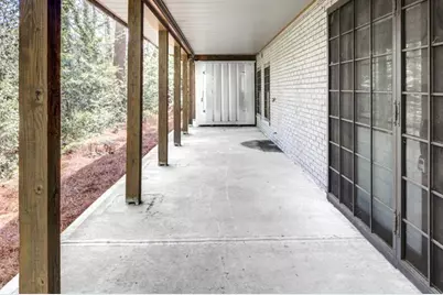 1921 Walthall Drive NW, Atlanta, GA 30318 - Photo 37