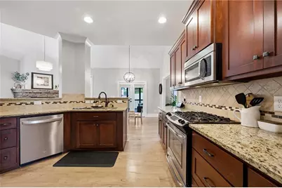 410 Kings Point Drive, Canton, GA 30115 - Photo 15