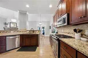 410 Kings Point Dr, Canton, GA 30115 - Photo 15