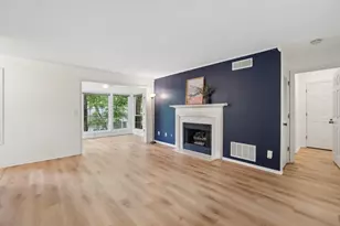 801 Gettysburg Pl, Sandy Springs, GA 30350 - Photo 11