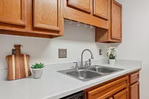 801 Gettysburg Pl, Sandy Springs, GA 30350 - Photo 21