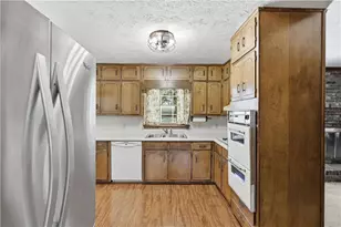 2171 Pinehurst Rd, Snellville, GA 30078 - Photo 9