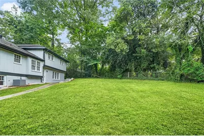 4447 Lake Breeze Drive, Stone Mountain, GA 30083 - Photo 33