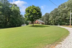 1194 Foster Rd, Statham, GA 30666 - Photo 47
