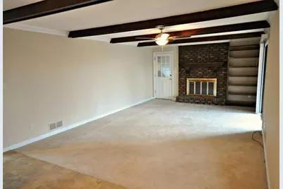 4060 Summit Drive, Marietta, GA 30068 - Photo 15