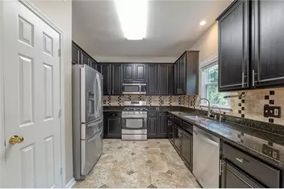 315 Foe Creek Drive, Roswell, GA 30076 - Photo 7