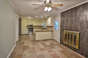 3197 Alberta Ln, Tucker, GA 30084 - Photo 9