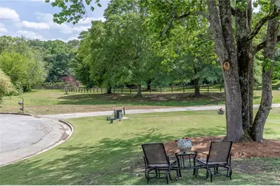 933 Cruce Lake Drive, Hoschton, GA 30548 - Photo 45