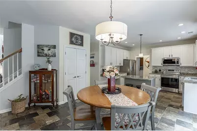 933 Cruce Lake Drive, Hoschton, GA 30548 - Photo 17