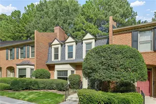 24 Plantation Dr NE, Atlanta, GA 30324 - Photo 3