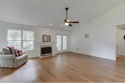 2712 Bogan Creek Drive, Buford, GA 30519 - Photo 19