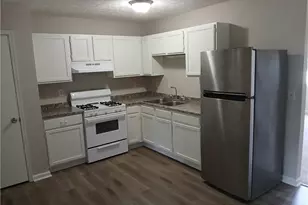 2275 Ramblewood Cir, Decatur, GA 30035 - Photo 3
