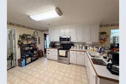 4090 Forest View Drive SE, Conyers, GA 30094 - Photo 9