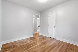 2889 Delray Dr NW, Atlanta, GA 30318 - Photo 11
