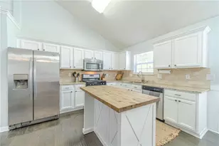 1365 Heatherton Rd, Dacula, GA 30019 - Photo 11