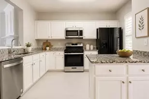 4003 Howell Park Rd, Duluth, GA 30096 - Photo 9