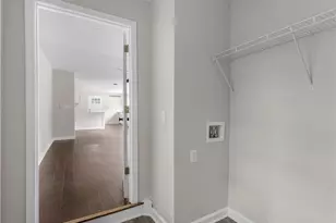 1995 Venetian Dr SW, Atlanta, GA 30311 - Photo 19