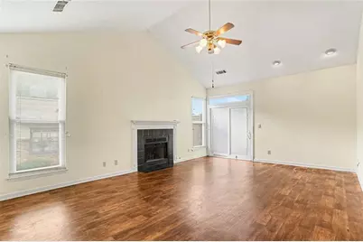 3225 Salem Cove Way SE, Conyers, GA 30013 - Photo 9