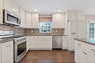 3857 Peachtree Corners Cir, Peachtree Corners, GA 30092 - Photo 7