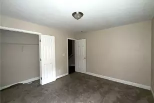 2152 Lilac Ln, Decatur, GA 30032 - Photo 9