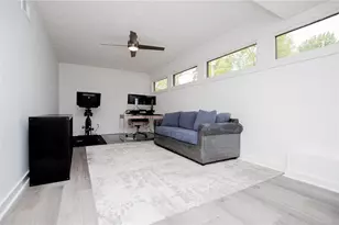 3702 Hembree Ln, Marietta, GA 30062 - Photo 15