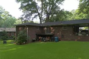 2738 Black Forest Trail SW, Atlanta, GA 30331 - Photo 17