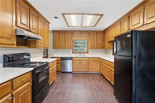 6488 Edenfield Dr, Lithonia, GA 30058 - Photo 13