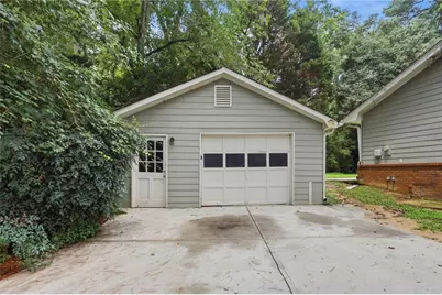 6488 Edenfield Drive, Lithonia, GA 30058 - Photo 27