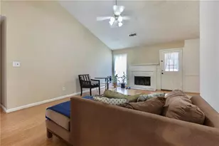 2805 Avalon Meadows Ln, Lawrenceville, GA 30044 - Photo 3