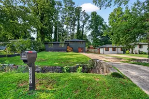 2537 Fontaine Cir, Decatur, GA 30032 - Photo 7