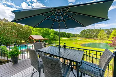 5925 Stoneleigh Drive, Suwanee, GA 30024 - Photo 9