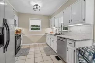 1910 Fernwood Dr, Lawrenceville, GA 30043 - Photo 23