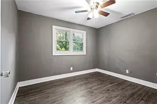 2436 Clarissa Dr NW, Atlanta, GA 30318 - Photo 9