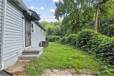 2436 Clarissa Drive NW, Atlanta, GA 30318 - Photo 21