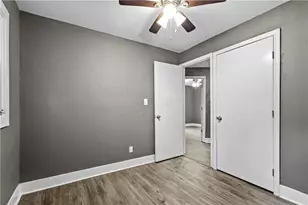 2436 Clarissa Dr NW, Atlanta, GA 30318 - Photo 17