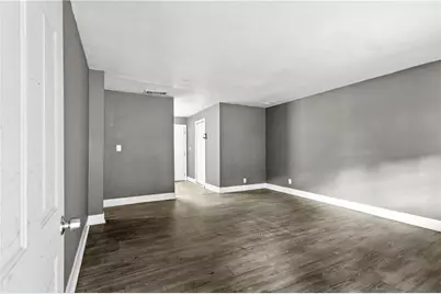 2436 Clarissa Drive NW, Atlanta, GA 30318 - Photo 3