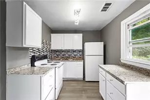 2436 Clarissa Dr NW, Atlanta, GA 30318 - Photo 7