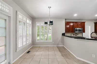 1014 Deer Hollow Drive, Woodstock, GA 30189 - Photo 9