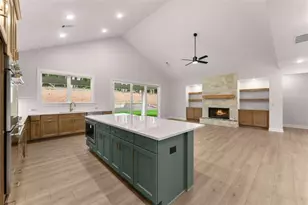 708 Plum Ln, Clarkesville, GA 30523 - Photo 17