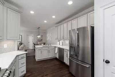2537 Oglethorpe Circle NE, Brookhaven, GA 30319 - Photo 13