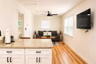 1401 McClelland Ave, East Point, GA 30344 - Photo 13