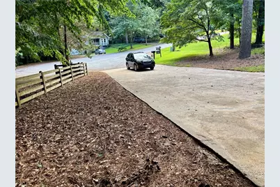 104 Southfork Drive, Woodstock, GA 30189 - Photo 3