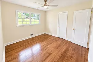 6356 Fitzgerald Ln, Austell, GA 30168 - Photo 9