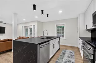 1445 Monroe Dr NE, Atlanta, GA 30324 - Photo 9