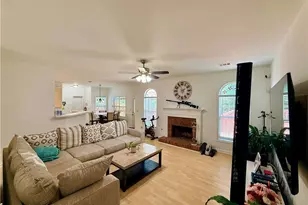 1060 Charter Club Dr, Lawrenceville, GA 30043 - Photo 15