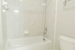 4012 Erin Dr, Alpharetta, GA 30022 - Photo 57