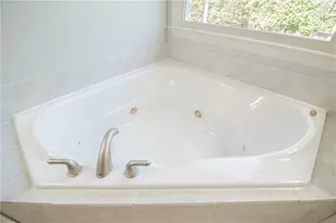 4012 Erin Dr, Alpharetta, GA 30022 - Photo 47