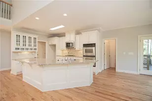 4012 Erin Dr, Alpharetta, GA 30022 - Photo 19