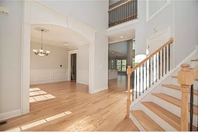 4012 Erin Drive, Alpharetta, GA 30022 - Photo 5